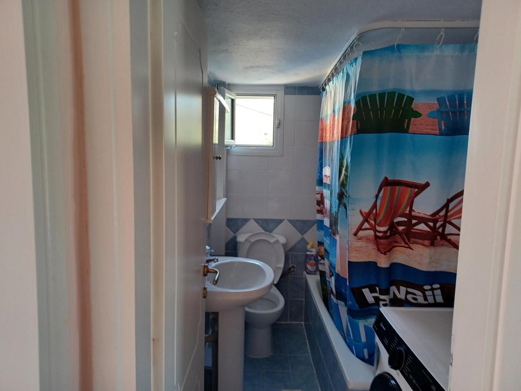 Gerakini 2Br Apt With Shared Pool Luaran gambar