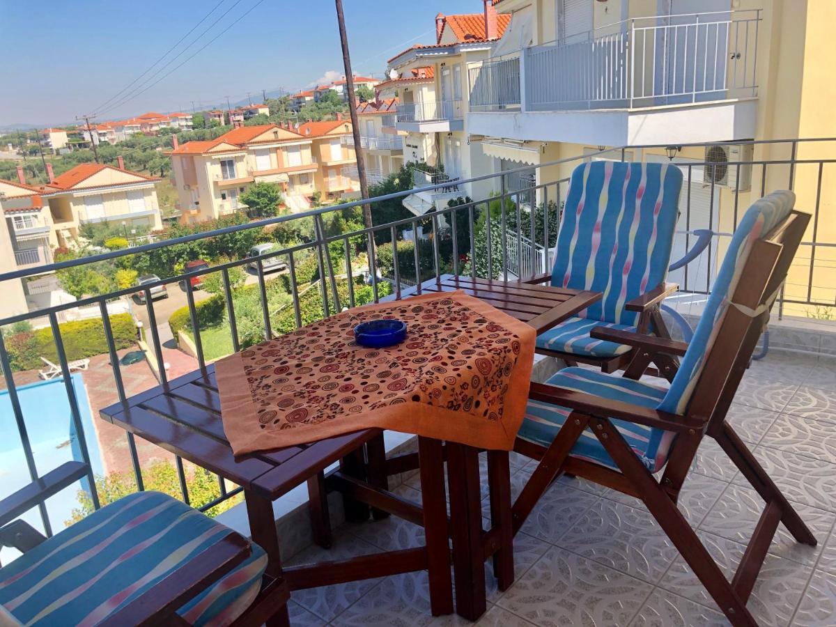 Gerakini 2Br Apt With Shared Pool Luaran gambar